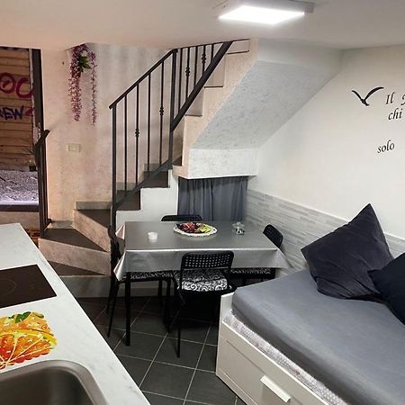 Apartamento Bella Mbriana Nápoles Exterior foto